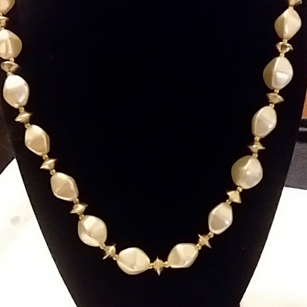 Jewerly